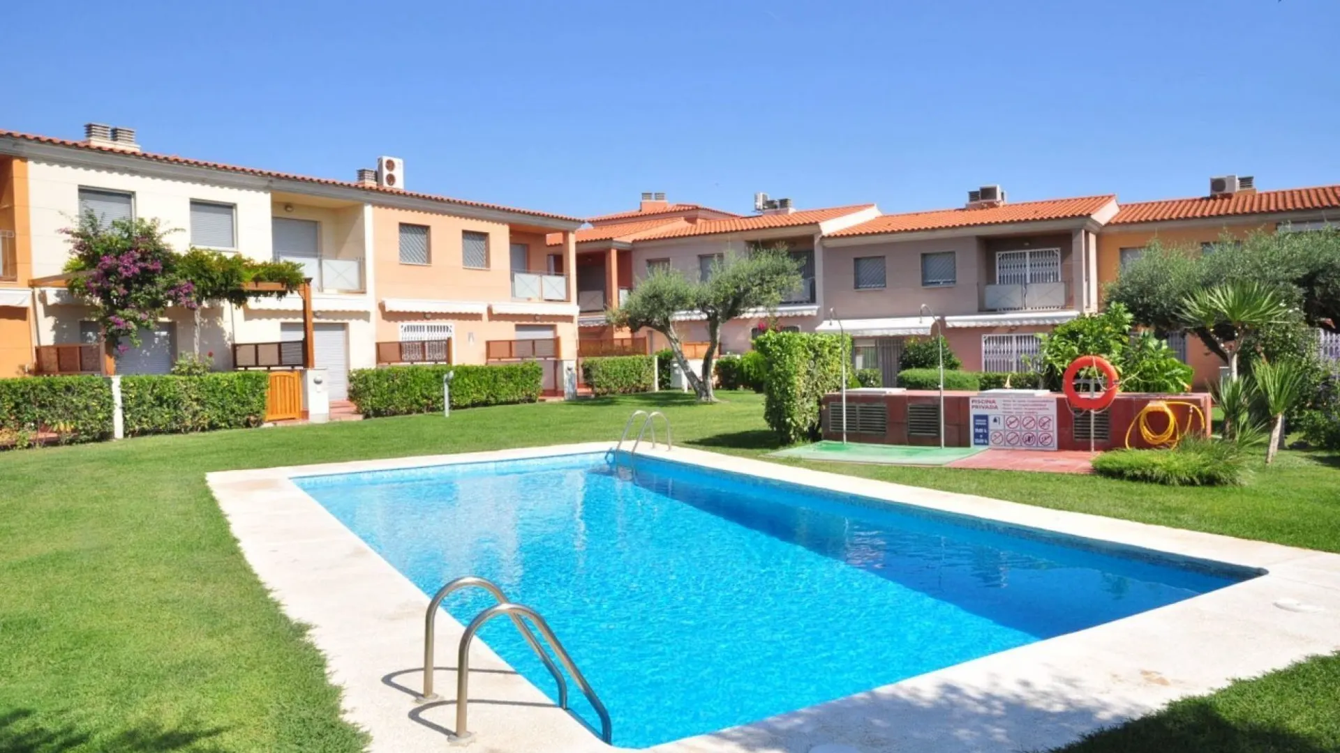 Apartment Casa Vista A La Piscina Para 6 Personas En Cambrils