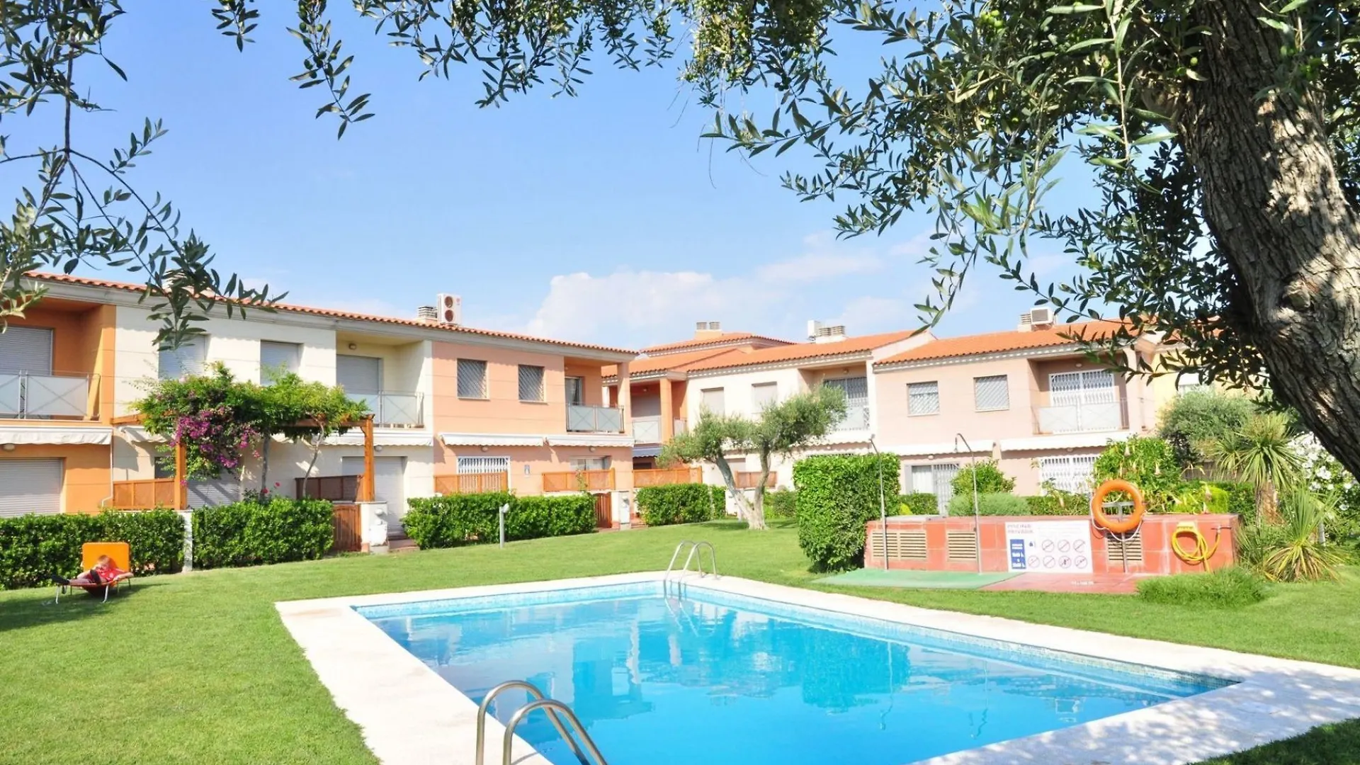 Casa Vista A La Piscina Para 6 Personas En Cambrils Apartment
